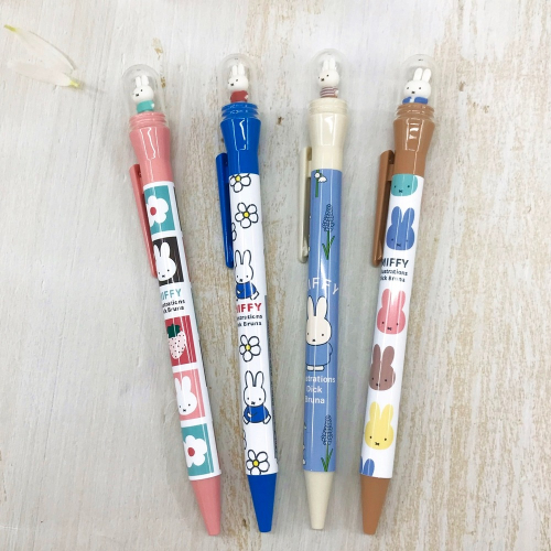 【現貨】日本製 miffy 米飛兔 米菲兔 公仔旋轉 原子筆 0.7mm (2025新款)|小鶴日貨 - 小鶴日本雜貨 - iOPEN Mall