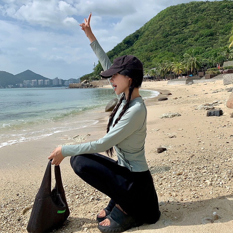 【貝娣泳裝】M125女生泳衣 長袖長褲防晒 分體兩件式 運動風 沙灘 衝浪衣 浮潛服 水母衣 褲裙 泡湯/現+預-細節圖5