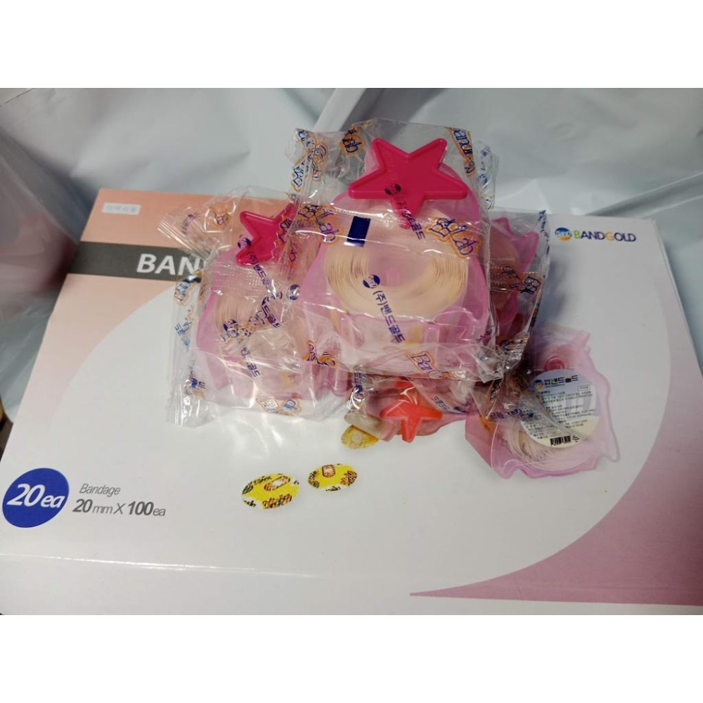 現貨 韓國 圓形膠台 100枚 非醫用 粉 藍膠台 圓形貼 透氣貼 膠帶 素色 卡通 圓形膠台 圓形膠台透氣貼-細節圖3