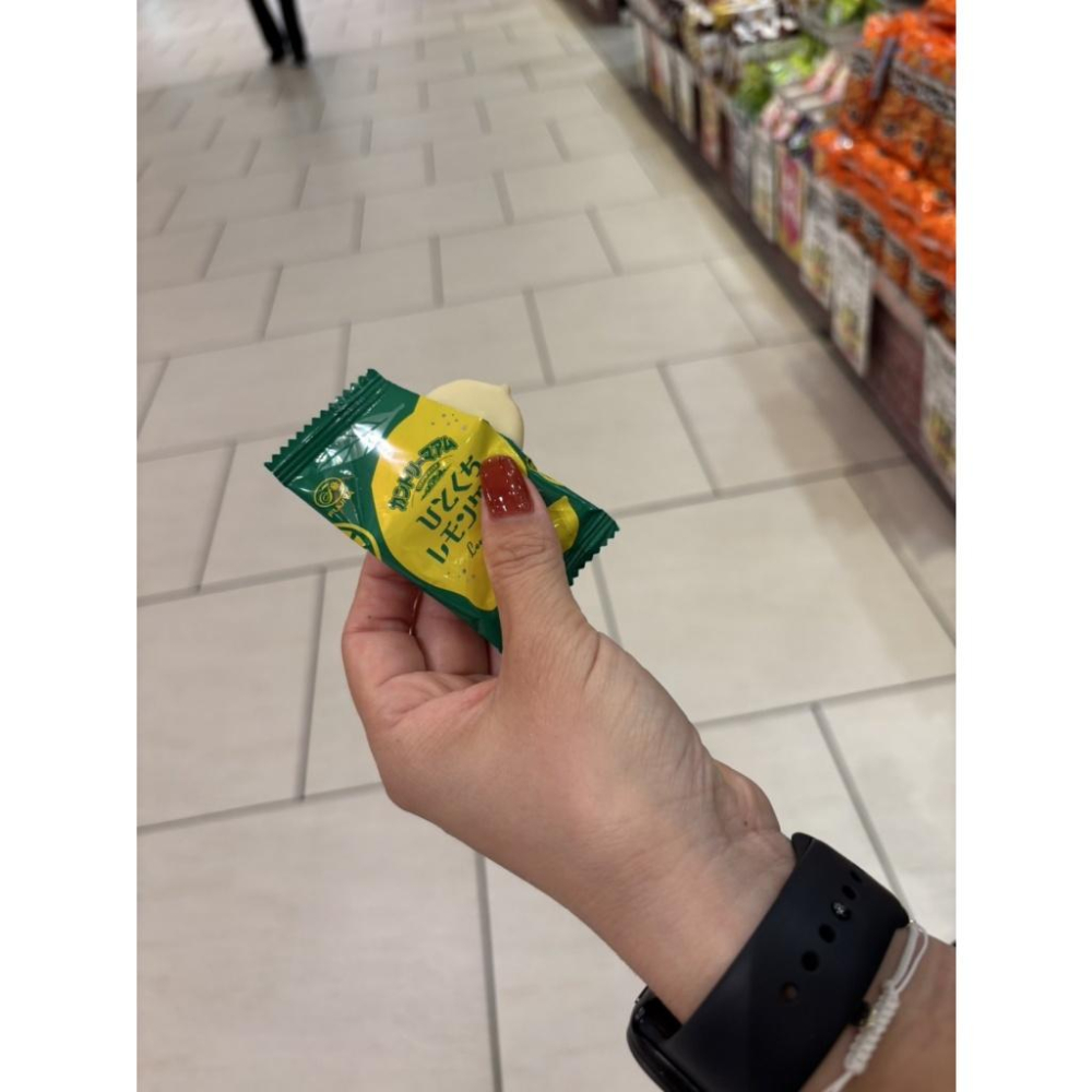 日本 不二家 FUJIYA 迷你檸檬蛋糕風味餅乾 8入 迷你 檸檬蛋糕 風味餅乾-細節圖2