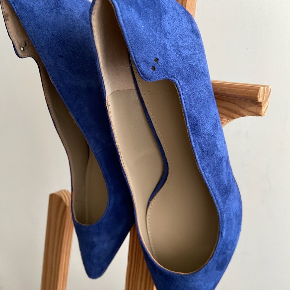 《二手》TORY BURCH 藍色麂皮尖頭跟鞋美碼7號-細節圖2