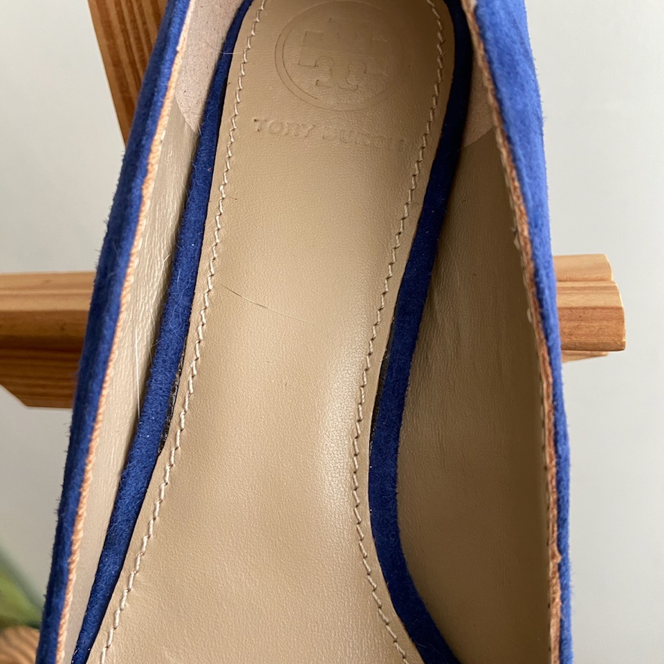 《二手》TORY BURCH 藍色麂皮尖頭跟鞋美碼7號-細節圖5
