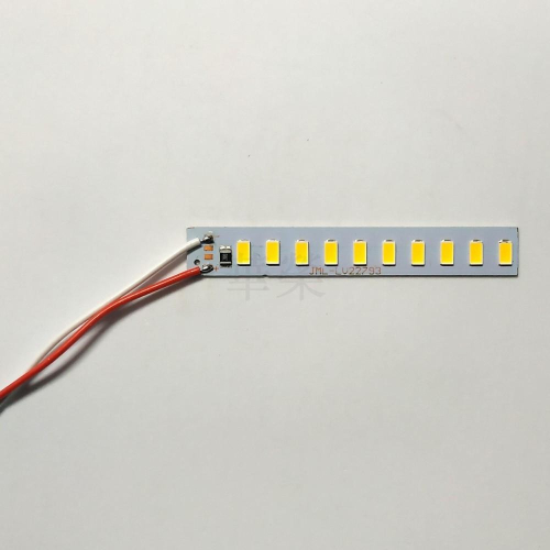 【萍萍】LED 燈板 5V 5W 白光 暖白光 維修 零件 - 平平的賣場(賣場不含運低消99元) - iOPEN Mall