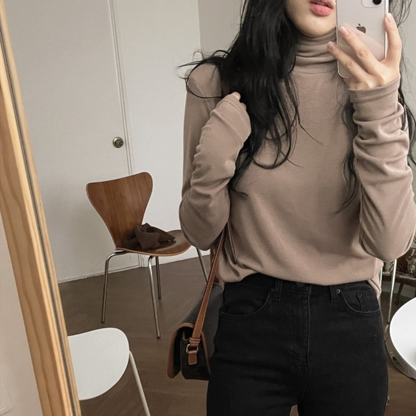 ［韓妞穿搭-現貨/售完不補］🇰🇷 F006 fromgirls自製款 內刷毛高領T 高領上衣 高領 刷毛 內搭 長袖-細節圖2