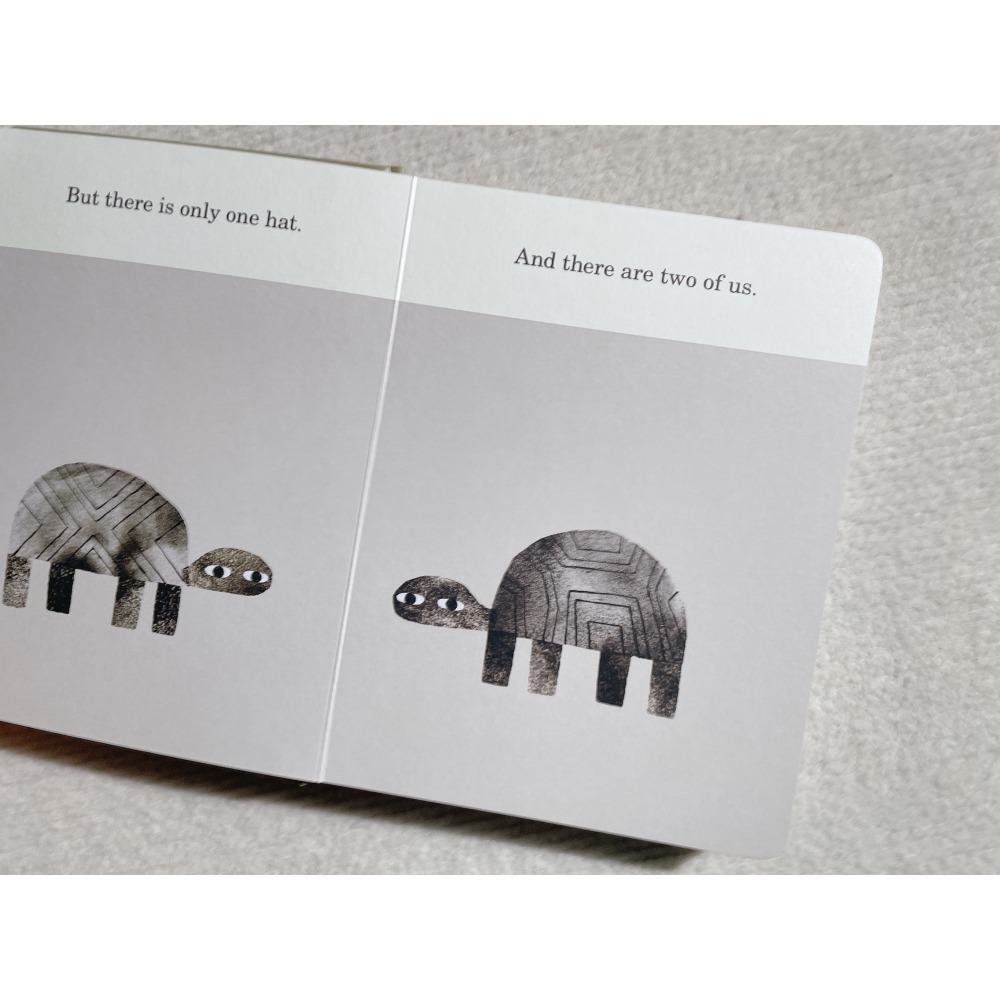 英文繪本 We Found a Hat 我們發現了一頂帽子 Jon Klassen 凱迪克金獎 硬頁書-細節圖4