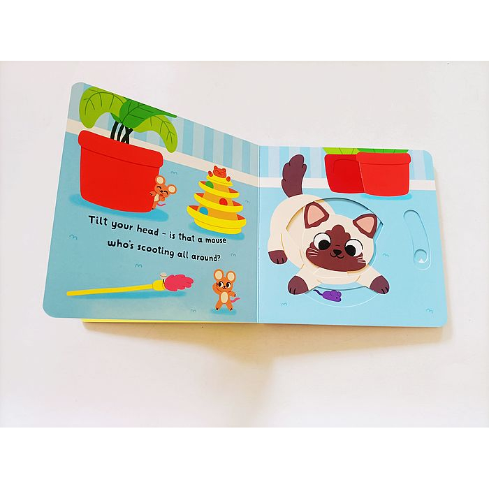 【英文】Kitten’s Wobbly Bottom 小貓晃晃屁股 手指轉轉 機關書 操作書 硬頁書-細節圖2