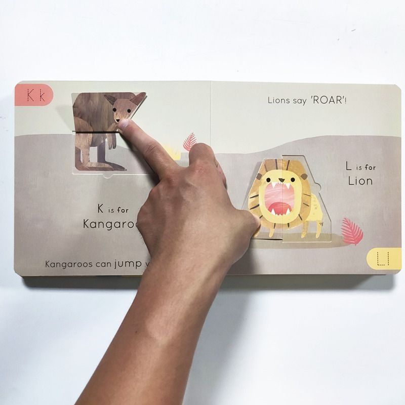 【英文】AN ALPHABET OF ANIMALS｜A-Z 動物字母硬頁書 翻翻書 低幼英語啟蒙-細節圖3