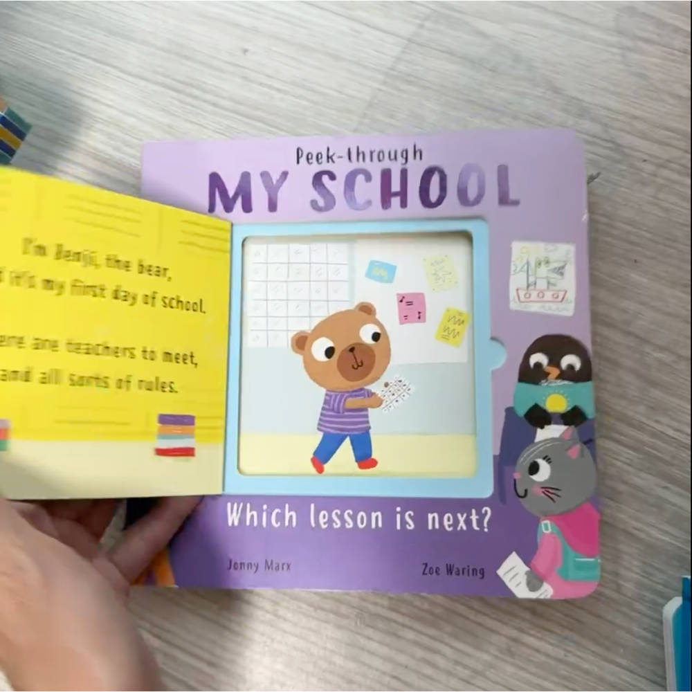【英文】Peek-through My School｜翻翻洞洞書｜情境認知｜互動學習｜幼兒啟蒙｜硬頁書-細節圖5
