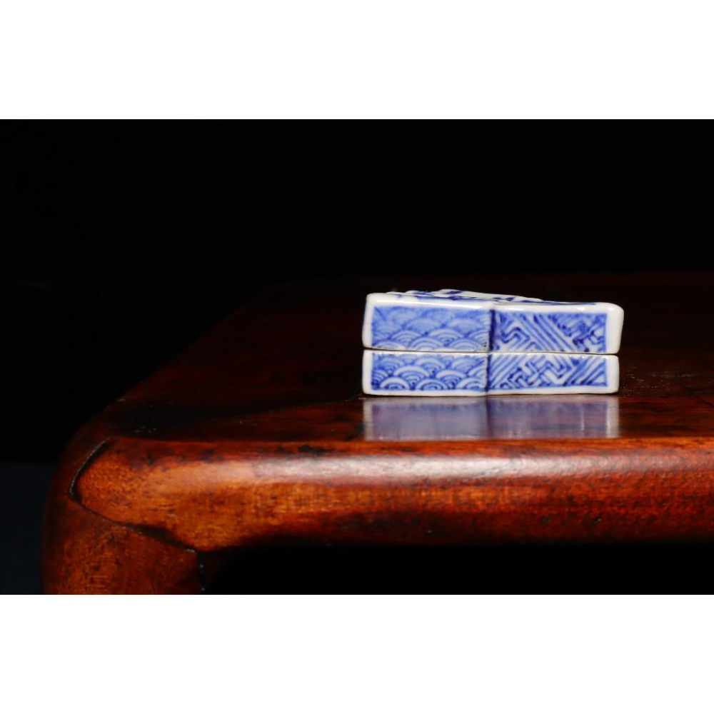 《部町》日本 大明成化年款 青花扇形香盒｜抹茶 茶道具 茶道 花道 花藝 神社 京都 古董 茶碗 茶杯-細節圖2