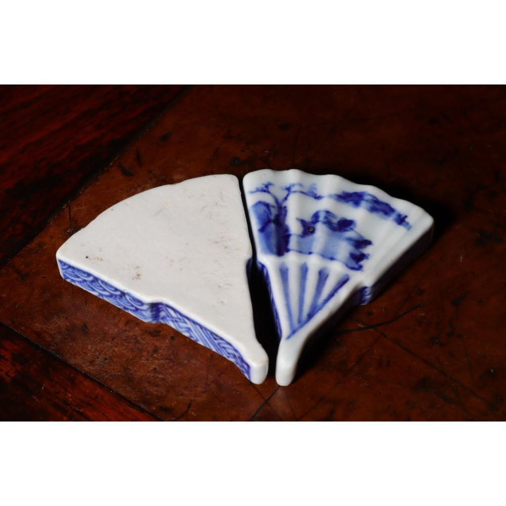 《部町》日本 大明成化年款 青花扇形香盒｜抹茶 茶道具 茶道 花道 花藝 神社 京都 古董 茶碗 茶杯-細節圖7