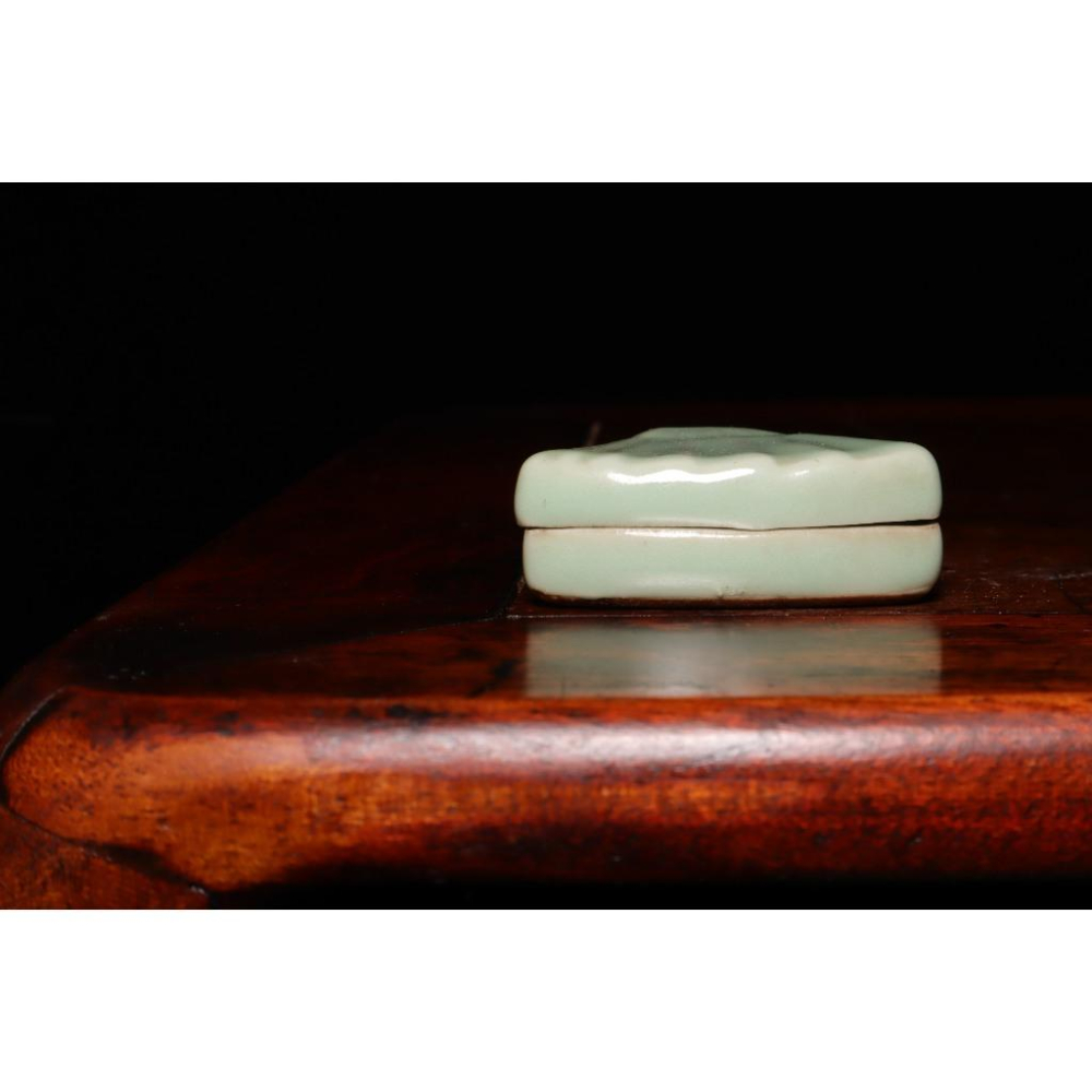 《部町》日本 青瓷扇形香盒｜抹茶 茶道具 茶道 花道 花藝 神社 京都 古董 茶碗 茶杯-細節圖5