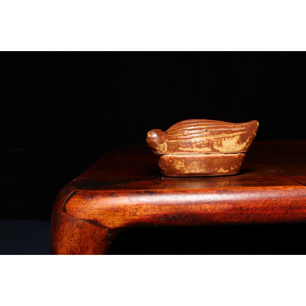 《部町》日本 信樂燒 桃型香盒｜抹茶 茶道具 茶道 花道 花藝 神社 京都 古董 茶碗 茶杯-細節圖2