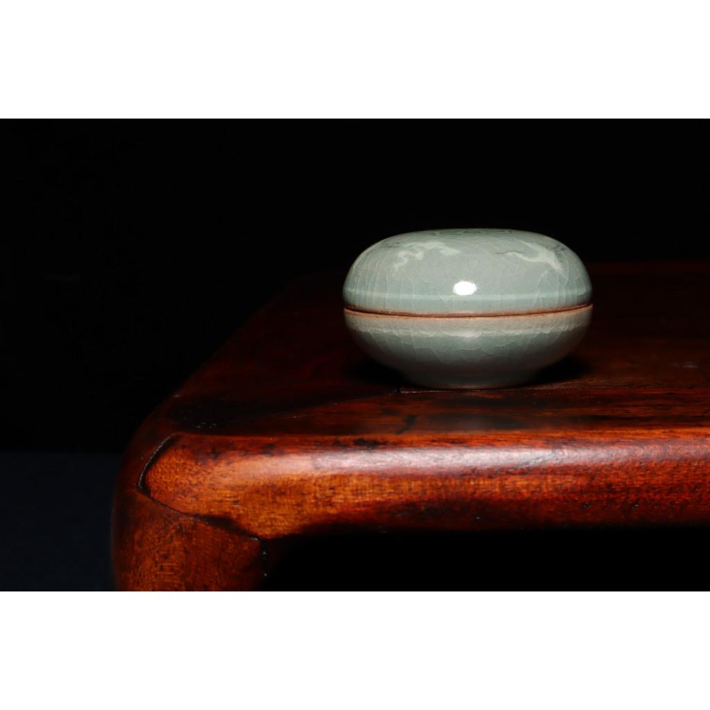 《部町》高麗青瓷 漢青陶窯 青磁象嵌雲鶴香盒｜抹茶 茶道具 茶道 花道 花藝 神社 京都 古董 茶碗 茶杯-細節圖3