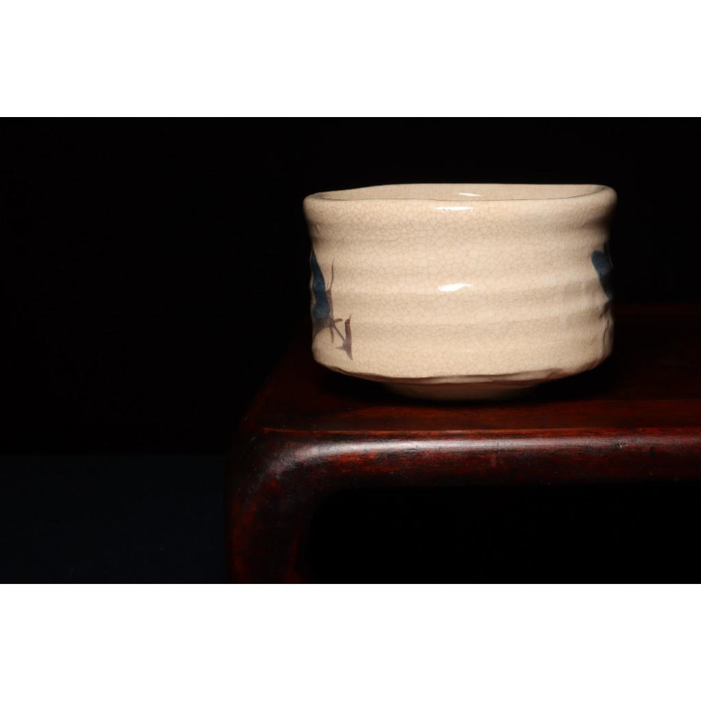 《部町》日本 飽津窯 宮地生成造 繪龍膽 志野抹茶碗 附木箱 原共布｜抹茶 茶道具 茶道 花道 花藝 神社 京都 古董-細節圖3