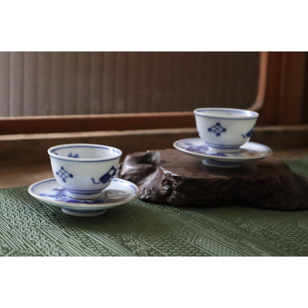 《部町》日本 明治時代 九谷 金彩 染付青花山水紋 茶杯托 一套｜抹茶 古董 茶杯 水杯 瓷器 磁器 茶碗 茶葉-細節圖2