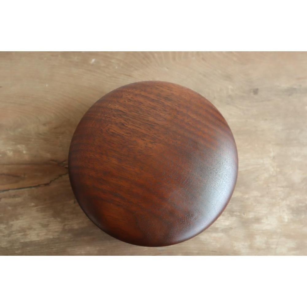 《部町》日本 古伊萬里蓮紋瓷蓋盒 菓子盒 含手雕胡桃木蓋 ｜抹茶 茶道具 茶道 花道 花藝 神社 茶碗 茶葉 普洱茶-細節圖5