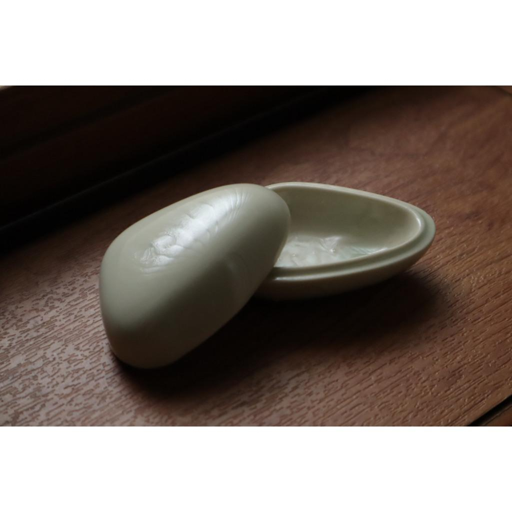 《部町》日本手造 貝殼型 白瓷香盒 ｜抹茶 茶道具 茶道 花道 花藝 神社 茶碗 茶葉 京都 普洱茶 香道 檀香-細節圖3