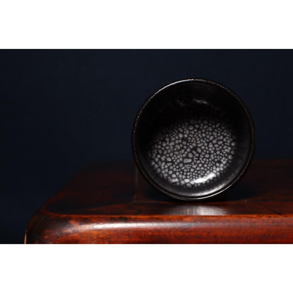 《部町》日本 壽窯 炫耀油滴 手造 湯吞杯 茶杯｜抹茶 茶道具 茶道 花道 花藝 神社 茶葉 茶杯 茶海 茶藝 普洱茶-細節圖3