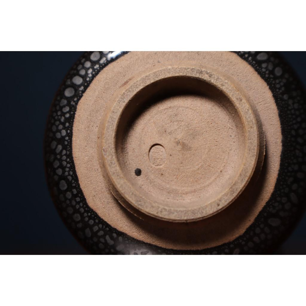 《部町》日本 壽窯 炫耀油滴 手造 湯吞杯 茶杯｜抹茶 茶道具 茶道 花道 花藝 神社 茶葉 茶杯 茶海 茶藝 普洱茶-細節圖8