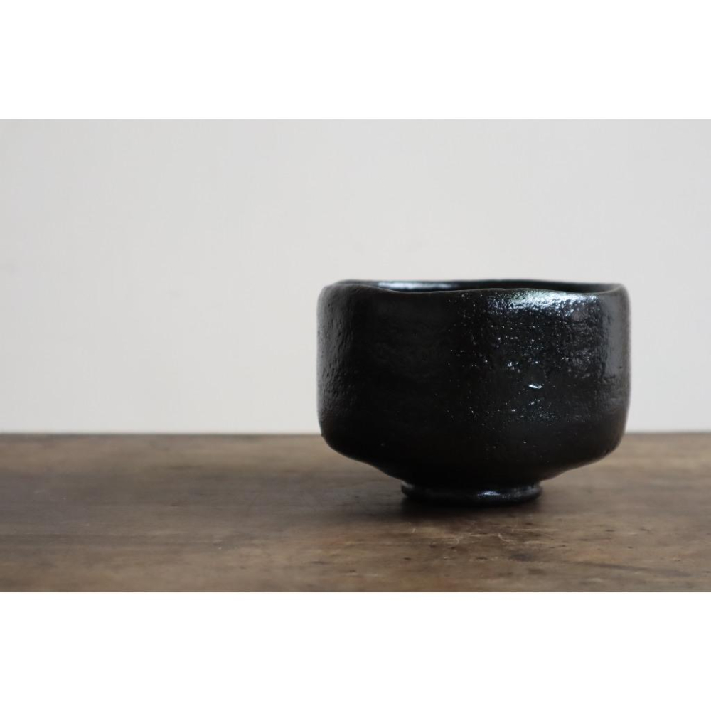 《部町》日本 桂窯 茶臼 黑樂茶碗｜抹茶 茶道具 茶道 花道 花藝 神社 京都 古董 茶碗 茶杯-細節圖2