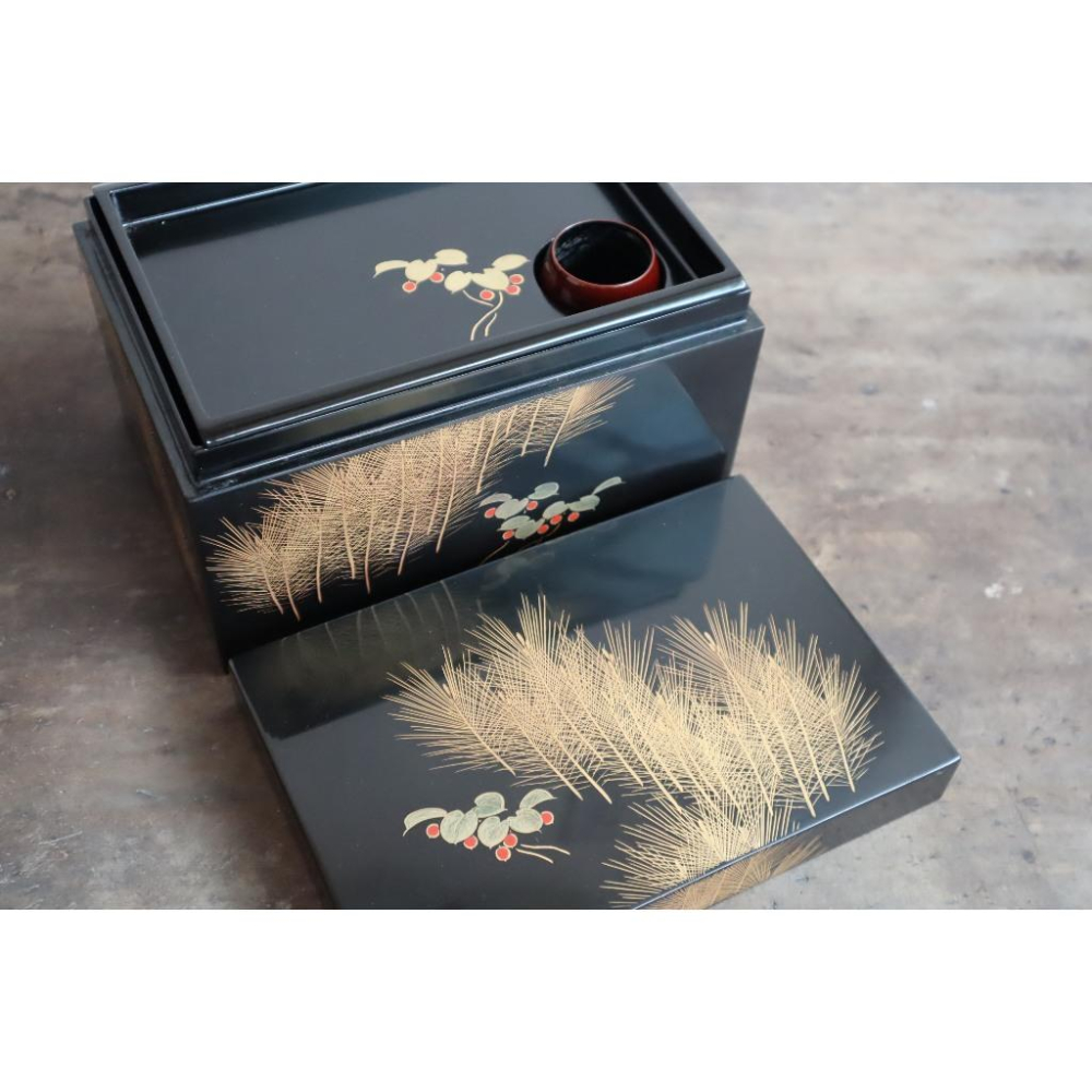 《部町》日本 輪島塗 作家款 木胎 沈金松柏 茶箱 利休茶箱｜抹茶 茶道具 茶道 花道 花藝 神社 京都 古董 茶碗-細節圖6