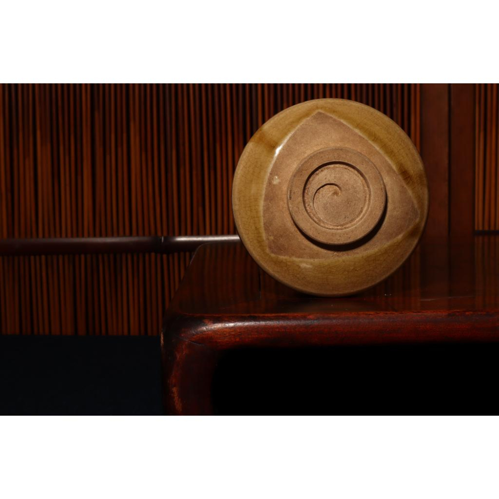 《部町》日本 時代物 黃瀨戶 旋紋冰裂紋 抹茶碗｜抹茶 茶道具 茶道 花道 花藝 神社 京都 古董 茶杯 水杯 湯吞-細節圖9