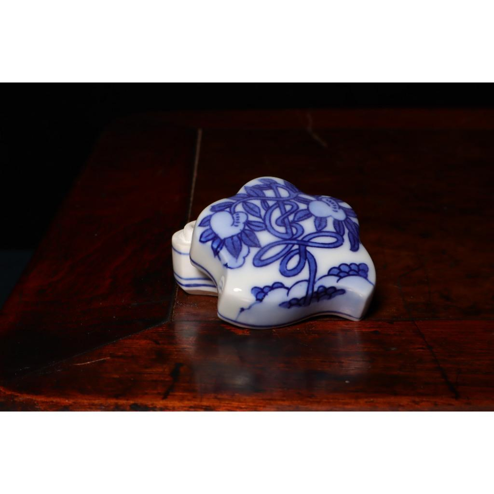 《部町》日本 名家 手塚祥堂 手繪青花蟠桃香盒｜抹茶 茶道具 茶道 花道 花藝 神社 京都 古董 茶碗 茶杯-細節圖3