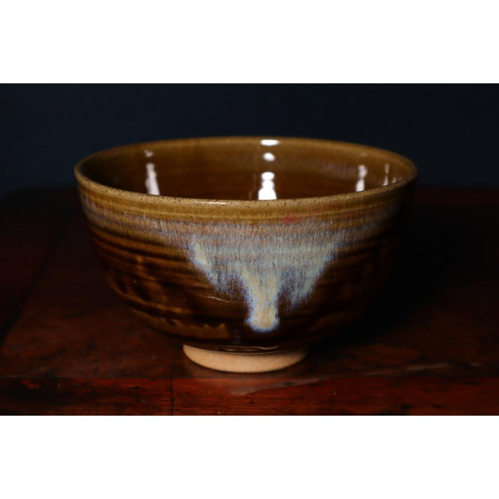 《部町》日本 飴釉窯變 陶印 手捏抹茶碗  ｜抹茶 茶道具 茶道 花道 花藝 神社 茶葉 茶杯 茶海 茶藝 普洱茶-細節圖4