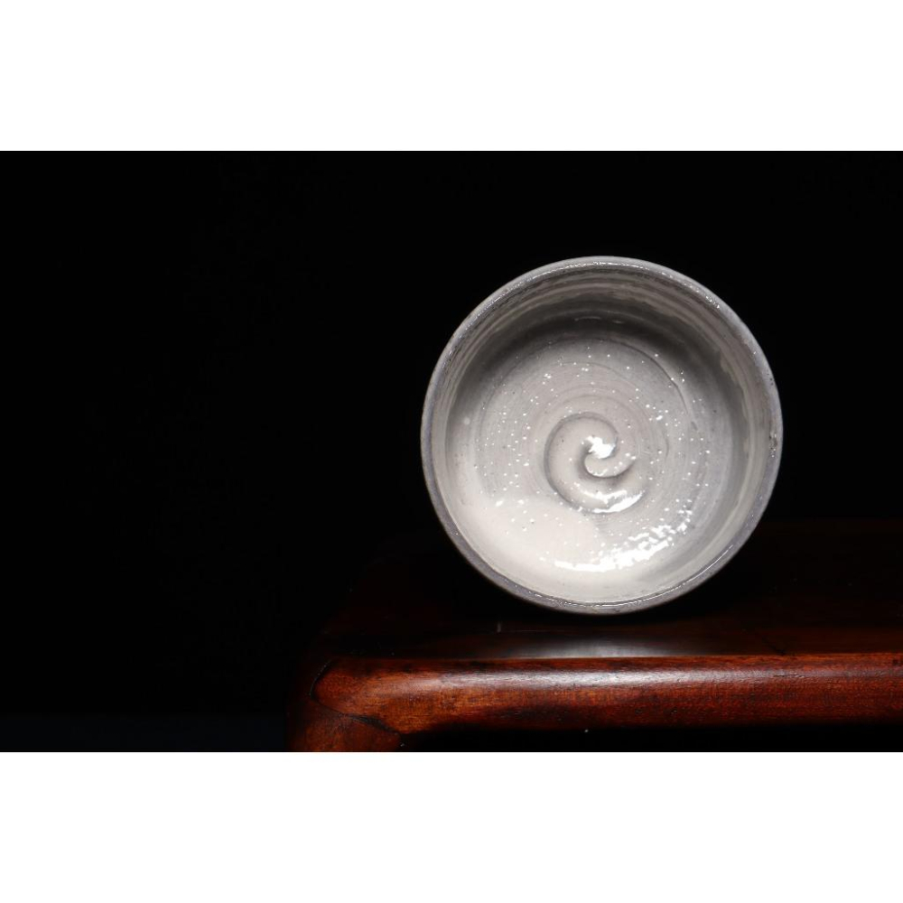 《部町》日本 常盤窯 谷口松吉 手繪 寒牡丹 抹茶碗 附木箱 ｜抹茶 茶道具 茶道 花道 花藝 神社 京都 古董 茶碗-細節圖4