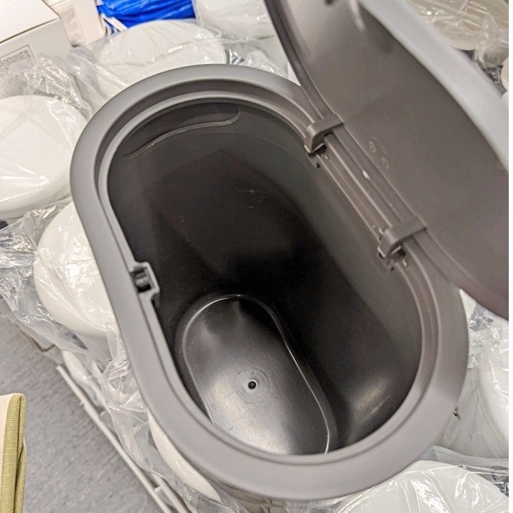 IKEA 代購 BROGRUND 垃圾桶 無緩衝 廚房 廚房垃圾桶 按壓垃圾桶 垃圾筒 不鏽鋼 鐵桶 浴室 附內桶-細節圖2