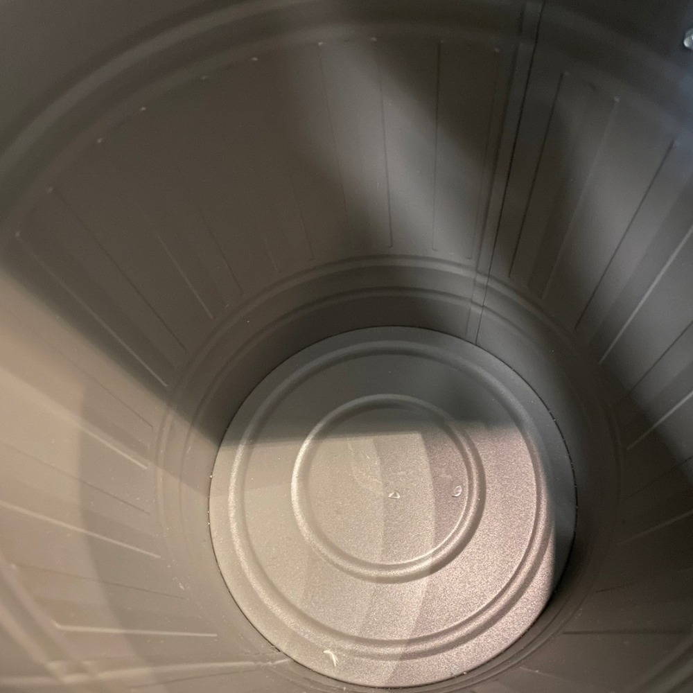 【小竹代購】IKEA宜家家居 熱銷商品 CP值高 KNODD垃圾桶 32x34公分 掀蓋式垃圾桶 臥室垃圾桶 廚餘桶-細節圖5