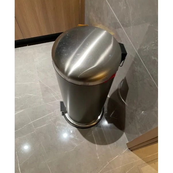 【竹代購】 IKEA宜家家居 MJÖSA 腳踏式垃圾桶 質感 有緩衝 附內桶 靜音 廚房垃圾桶 辦公室垃圾桶 大容量-細節圖2