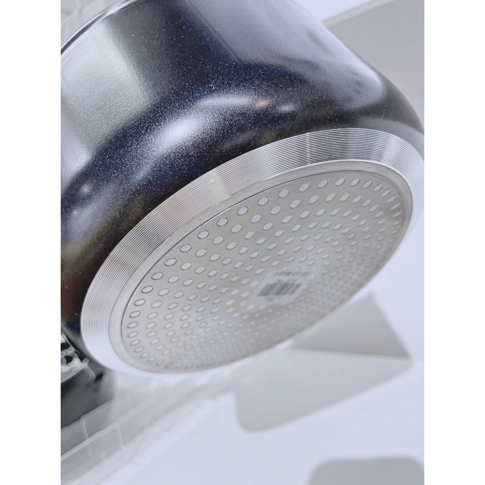 【竹代購】正品代購 nitori宜得利家居 IH爐 長把鍋 單柄鍋 鍋具 廚房用具 料理鍋 烹飪鍋 附把手附蓋 牛奶鍋-細節圖10