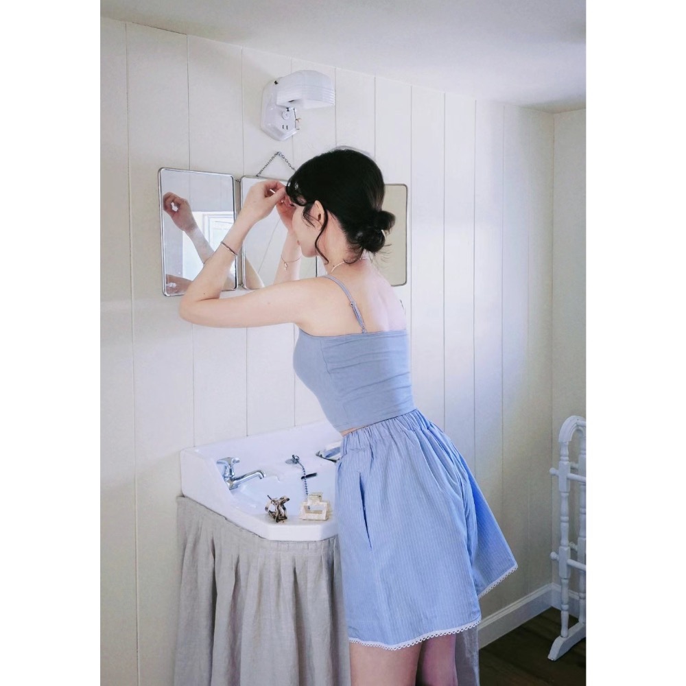 🇰🇷 素色美胸細肩帶BRATOP-細節圖4