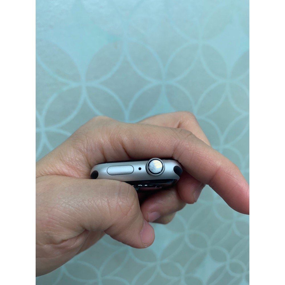 Apple Watch s4 40mm 銀色-細節圖5