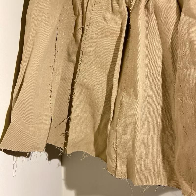 ｜裙｜全新卡其綠百褶迷你裙 毛邊設計 短裙內搭裙褲 y2k辣妹miumiu風毛邊裙 Chico raycassin-細節圖2