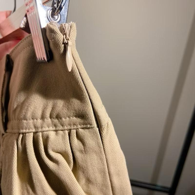 ｜裙｜全新卡其綠百褶迷你裙 毛邊設計 短裙內搭裙褲 y2k辣妹miumiu風毛邊裙 Chico raycassin-細節圖4