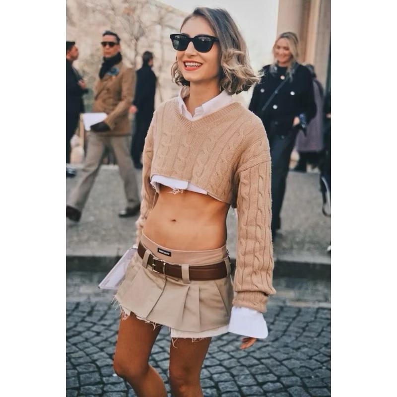 ｜裙｜全新卡其綠百褶迷你裙 毛邊設計 短裙內搭裙褲 y2k辣妹miumiu風毛邊裙 Chico raycassin-細節圖7