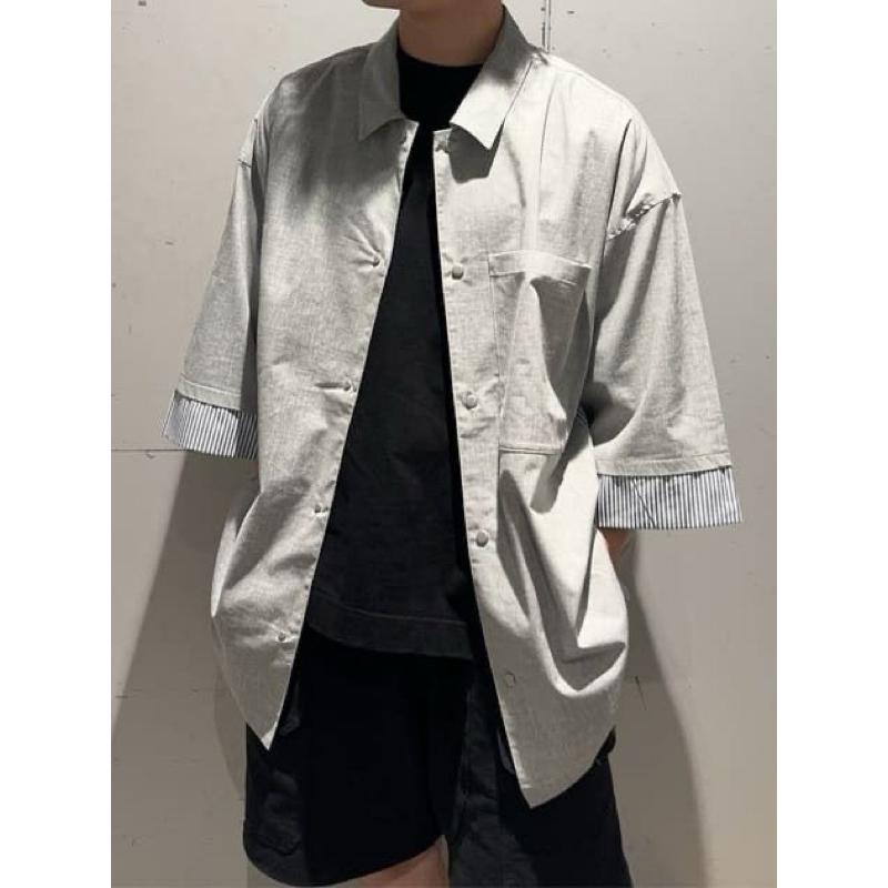 ｜上衣｜日本品牌 STYLEMIXER 灰色拼接設計條紋短袖寬鬆襯衫 簡約男士前排釦層次感 可當外搭夾克搭配 松本男款-細節圖8