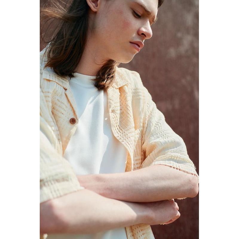 ｜上衣｜現貨數量有限！男女皆宜 全新 sense of place 短袖格紋蕾絲襯衫外搭 日本品牌 情侶款 UR-細節圖2