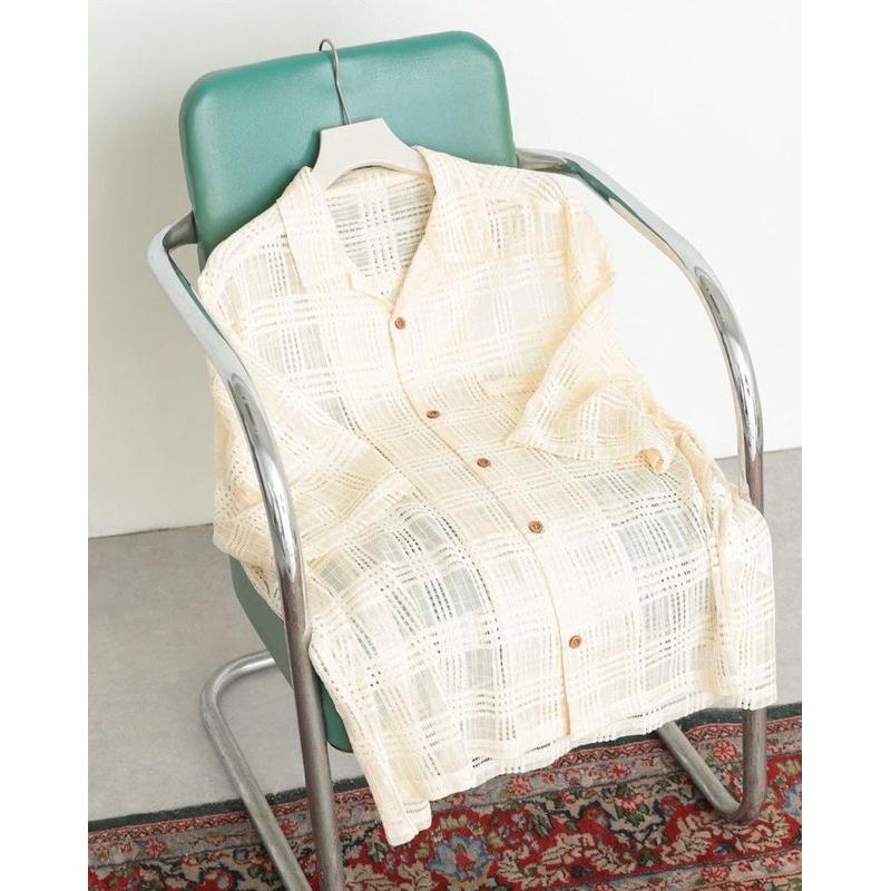 ｜上衣｜現貨數量有限！男女皆宜 全新 sense of place 短袖格紋蕾絲襯衫外搭 日本品牌 情侶款 UR-細節圖9