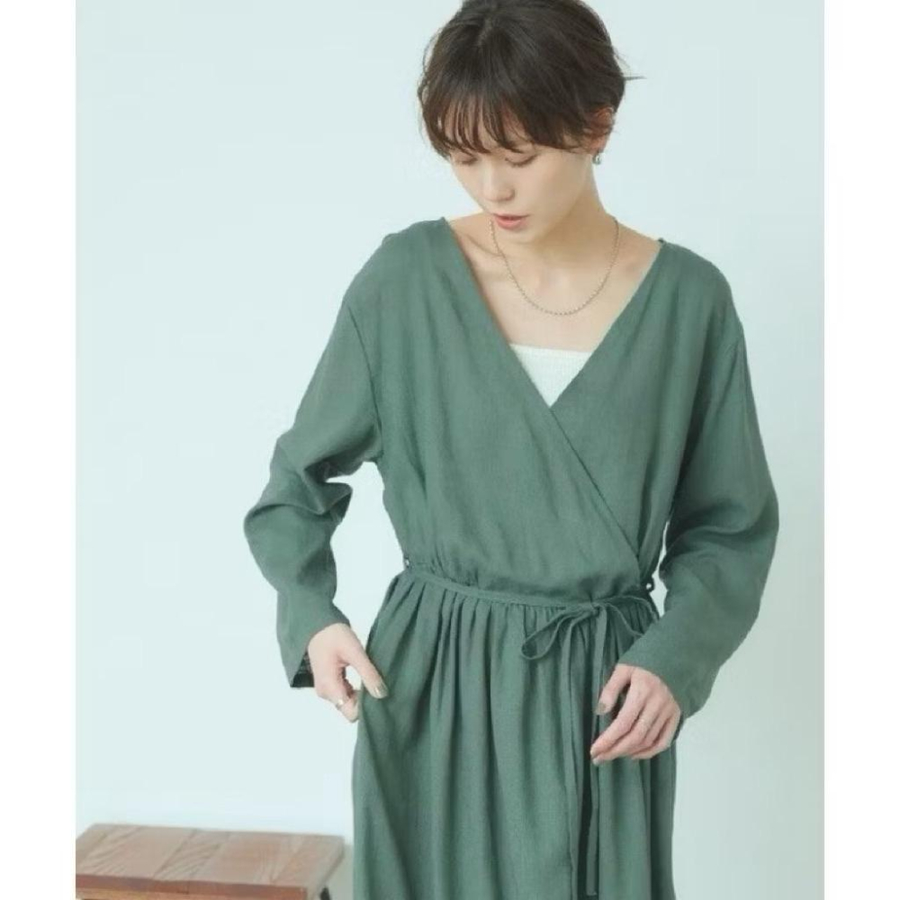 ｜洋裝｜全新 titivate 👍棉麻亞麻V領包裹兩穿洋裝 綠色黑色卡其ML可當罩衫 日本品牌 日貨 夏天穿清爽-細節圖2