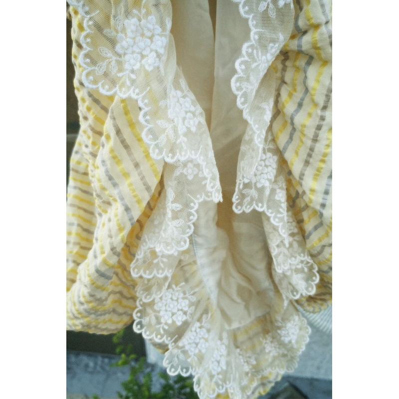 ｜洋裝｜FOXEY BOUTIQUE 日本古著店購入 日本製 黃色條紋真絲混紡洋裝 花苞蕾絲下擺泡泡袖設計 貴牌桑蠶絲-細節圖2