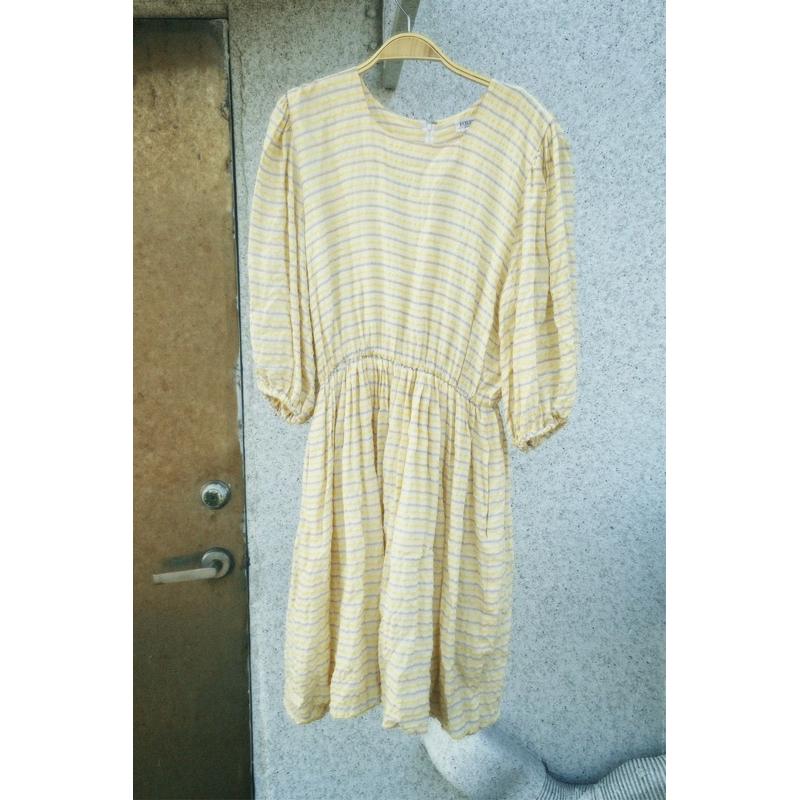｜洋裝｜FOXEY BOUTIQUE 日本古著店購入 日本製 黃色條紋真絲混紡洋裝 花苞蕾絲下擺泡泡袖設計 貴牌桑蠶絲-細節圖3