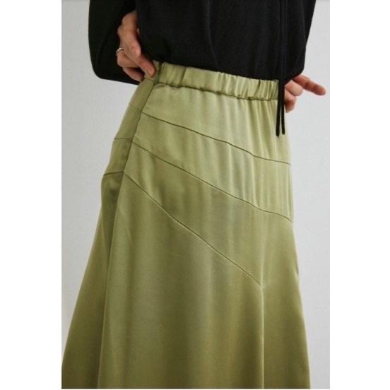 ｜半裙｜stylemixer 全新現貨 橄欖綠色緞面絲綢光澤感大裙擺長裙 S M日貨正品 含吊牌 7700日元 無敵好-細節圖6