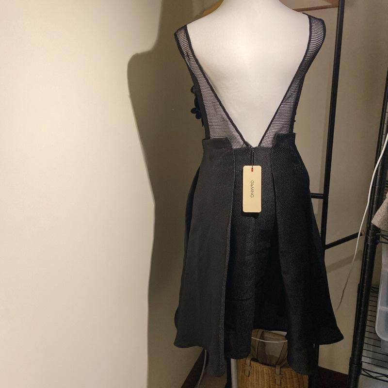 ｜禮服｜義大利 禮服裙 黑色鏤空花朵 花苞禮服裙 露背 背心洋裝 優雅 名媛明星品牌 日常禮服派對服 gm-細節圖4