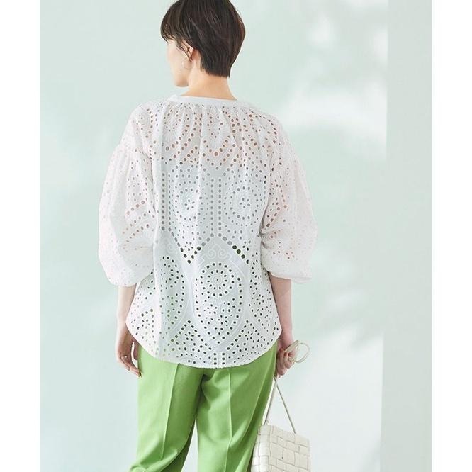｜上衣｜出清 白色一件 titivate  蕾絲雕花無領鏤空 武智志穂穿著 寬鬆澎袖蓬袖上衣  全新日貨 白色 M-細節圖4