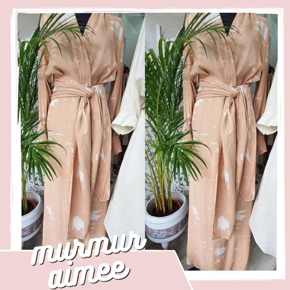 ｜洋裝｜獨家 JOSH V  歐洲設計師品牌 奶茶色印花蝴蝶結長洋裝 s 號 189.99歐元 高個子必入!!-細節圖2