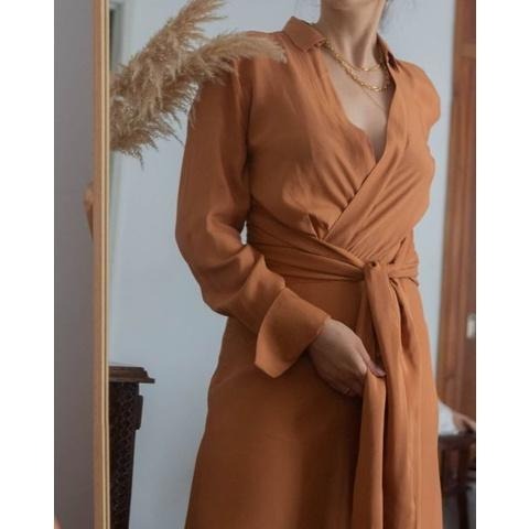 ｜洋裝｜獨家 JOSH V  歐洲設計師品牌 奶茶色印花蝴蝶結長洋裝 s 號 189.99歐元 高個子必入!!-細節圖4