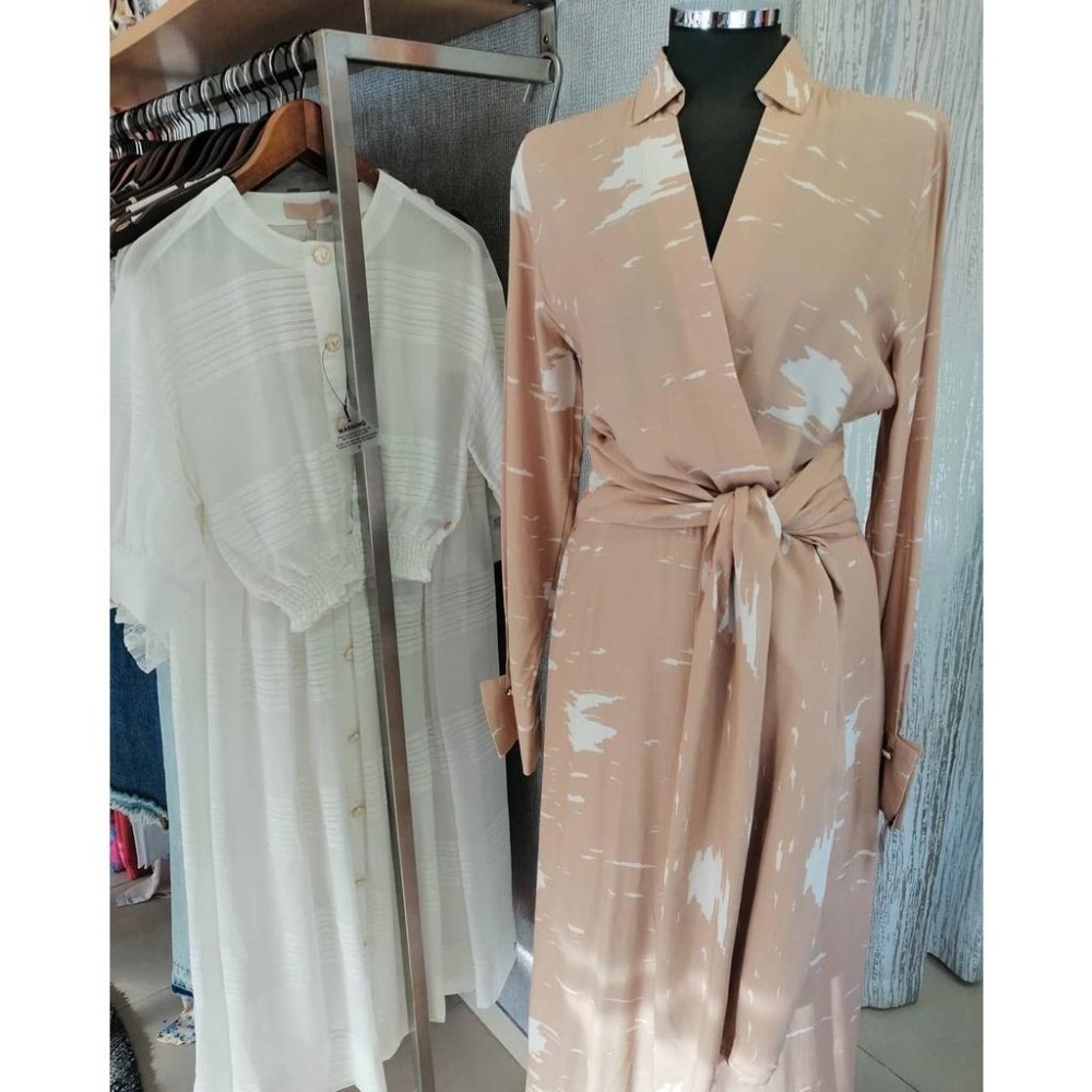 ｜洋裝｜獨家 JOSH V  歐洲設計師品牌 奶茶色印花蝴蝶結長洋裝 s 號 189.99歐元 高個子必入!!-細節圖8